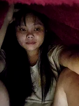 Snapshot of omiu-baby chatting on June 18, 2026, 3:16 pm omiu-baby online show from June 18, 2026, 3:16 pm