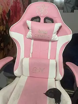 SarahBeii online show from February 19, 2026, 3:24 am