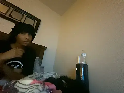 Snapshot of Brooke012 chatting on May 30, 2026, 7:05 am Brooke012 online show from May 30, 2026, 7:05 am