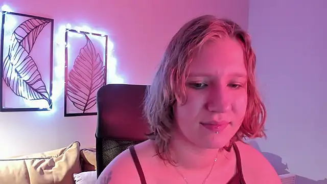 Hailey Foxy online show from November 20, 2025, 9:20 am