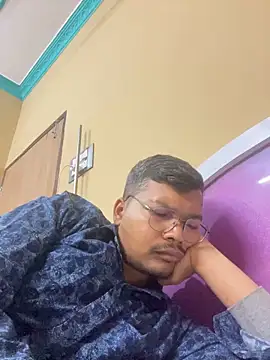 kunwarahuji online show from November 28, 2025, 9:39 pm