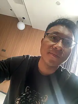 zhubo520 online show from September 30, 2025, 1:21 am