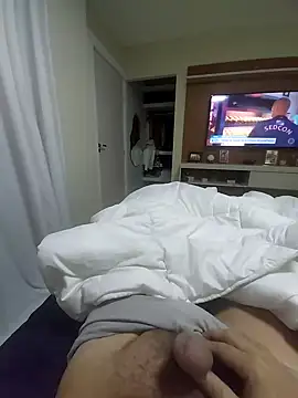 andrerj22 online show from October 16, 2025, 4:52 pm