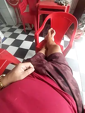 andrerj22 online show from October 31, 2025, 6:09 pm