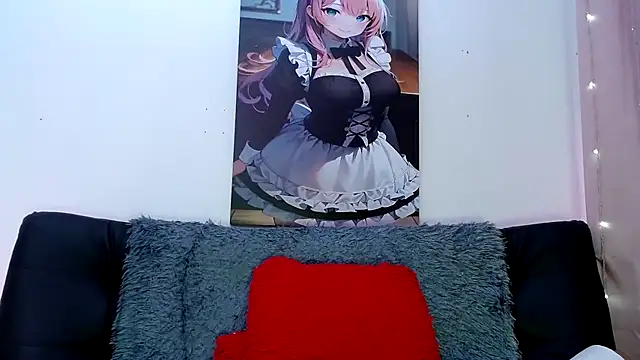 Snapshot of LAHILA_COOPERR chatting on October 11, 2025, 12:47 pm LAHILA COOPERR online show from October 11, 2025, 12:47 pm