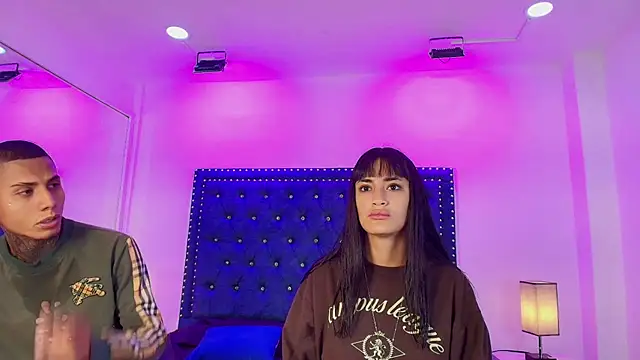Damian and roxanne online show from April 29, 2026, 12:42 pm