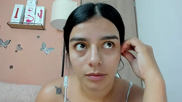 valerihouse online show from January 23, 2025, 10:33 pm