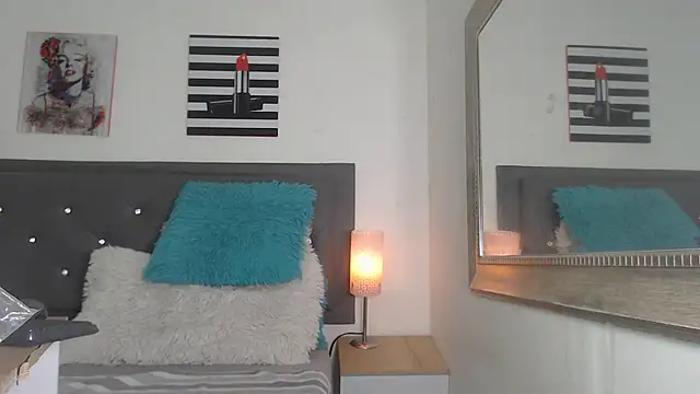 madison  love  online show from October 8, 2025, 7:22 pm