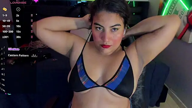 Sara Bdsm  online show from April 25, 2026, 4:04 pm