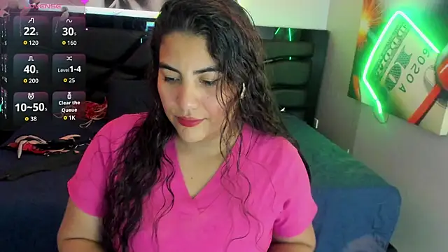 Sara Bdsm  online show from May 23, 2026, 12:31 pm