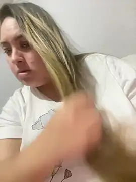 Snapshot of bruna438 chatting on June 5, 2026, 10:37 pm bruna438 online show from June 5, 2026, 10:37 pm