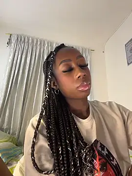 Snapshot of AmyRoss_1 chatting on April 30, 2026, 1:06 pm AmyRoss 1 online show from April 30, 2026, 1:06 pm
