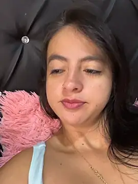Snapshot of salo-rousee chatting on May 20, 2026, 10:32 am salo-rousee online show from May 20, 2026, 10:32 am