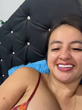 Snapshot of salo-rousee chatting on June 11, 2026, 10:13 am salo-rousee online show from June 11, 2026, 10:13 am