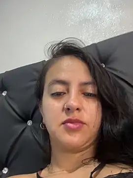 Snapshot of salo-rousee chatting on June 19, 2026, 10:08 am salo-rousee online show from June 19, 2026, 10:08 am