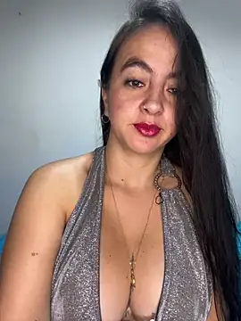 Snapshot of salo-rousee chatting on July 5, 2026, 10:11 am salo-rousee online show from July 5, 2026, 10:11 am