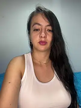 Snapshot of salo-rousee chatting on July 22, 2026, 10:07 am salo-rousee online show from July 22, 2026, 10:07 am