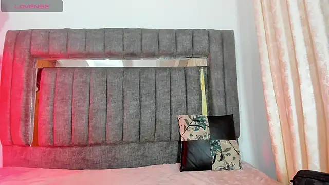 Snapshot of dylan_202520_ chatting on November 18, 2025, 11:36 am dylan 202520 online show from November 18, 2025, 11:36 am