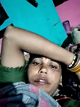 Pooja750 online show from October 5, 2025, 8:07 pm