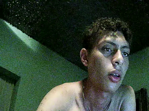 Snapshot of Jes_axxle chatting on May 14, 2026, 1:34 am Jes axxle online show from May 14, 2026, 1:34 am