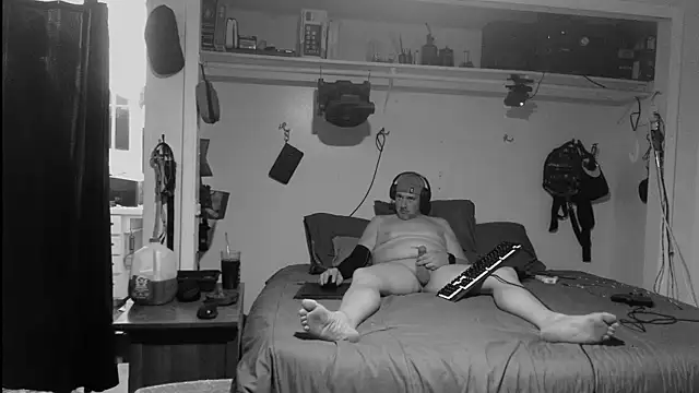 BigheadLongcock online show from July 11, 2026, 6:16 am