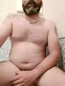 gigilola84 online show from May 11, 2026, 5:13 am