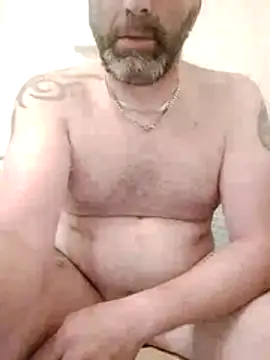 gigilola84 online show from May 18, 2026, 12:22 pm