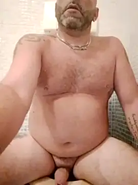 gigilola84 online show from August 7, 2026, 4:14 am