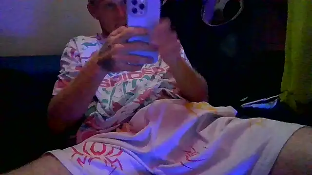 Snapshot of BawledTimeout chatting on October 1, 2025, 2:06 am BawledTimeout online show from October 1, 2025, 2:06 am