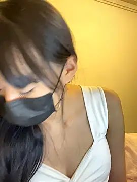 Snapshot of Minnie-2025 chatting on September 28, 2025, 4:12 pm Minnie-2025 online show from September 28, 2025, 4:12 pm