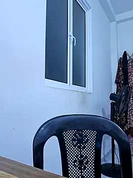 BeautyGirl sara online show from September 12, 2025, 1:33 pm