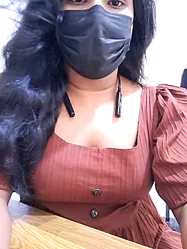 BeautyGirl sara online show from September 19, 2025, 5:20 am