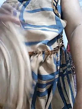 BeautyGirl sara online show from October 24, 2025, 3:41 pm