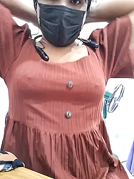 BeautyGirl sara online show from January 19, 2026, 6:39 am