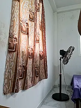 BeautyGirl sara online show from June 23, 2026, 4:54 am