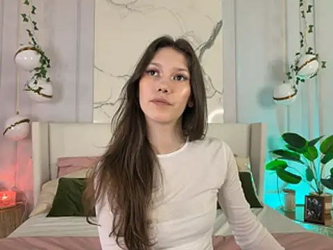 Snapshot of MaryNixon_ chatting on May 21, 2026, 5:14 am MaryNixon online show from May 21, 2026, 5:14 am