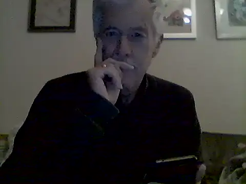 Snapshot of slaveman4you chatting on November 8, 2025, 11:03 pm slaveman4you online show from November 8, 2025, 11:03 pm