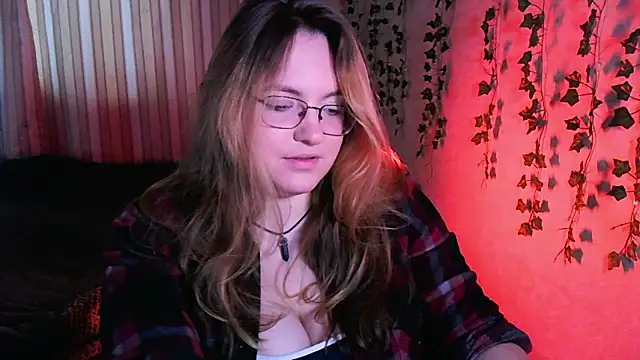 Snapshot of ZayaRush chatting on September 24, 2025, 11:35 am ZayaRush online show from September 24, 2025, 11:35 am