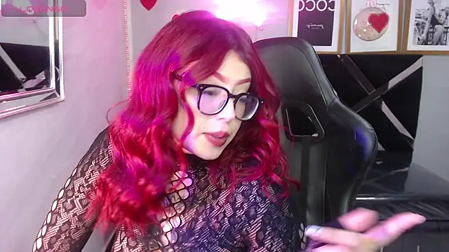 Red Bunny v online show from April 25, 2026, 1:41 pm