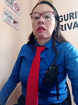 Hannah-colx online show from November 1, 2025, 3:58 pm