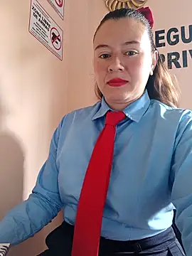 Hannah-colx online show from May 11, 2026, 4:04 pm