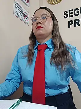 Hannah-colx online show from May 20, 2026, 1:28 pm