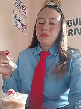 Hannah-colx online show from May 28, 2026, 2:36 pm