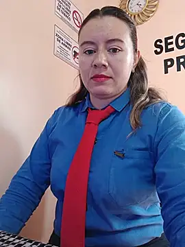 Hannah-colx online show from June 10, 2026, 1:32 pm