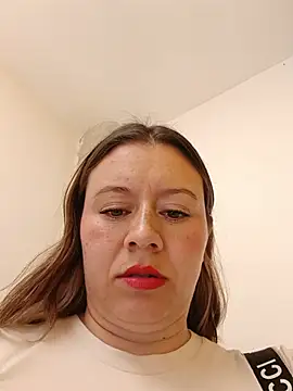 Hannah-colx online show from June 24, 2026, 5:01 pm