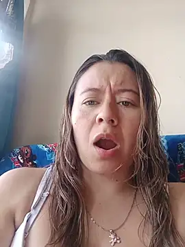 Hannah-colx online show from July 7, 2026, 4:11 pm