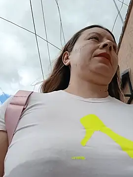 Hannah-colx online show from July 28, 2026, 7:39 pm