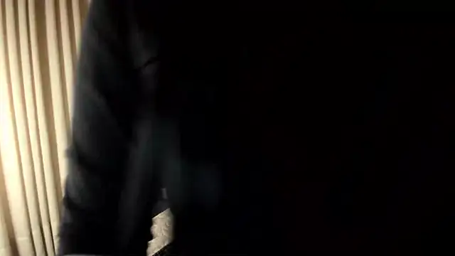 Sara Hills  online show from October 14, 2025, 1:12 pm