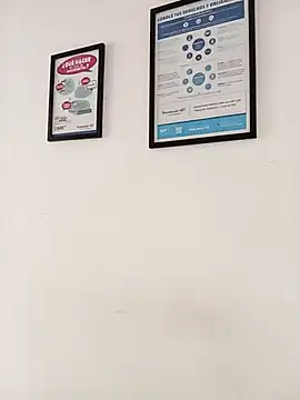 Snapshot of Lushakuiron1 chatting on November 28, 2025, 2:20 pm Lushakuiron1 online show from November 28, 2025, 2:20 pm