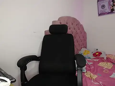 Snapshot of brutal_dirty_sex chatting on November 23, 2025, 6:30 pm brutal dirty sex online show from November 23, 2025, 6:30 pm